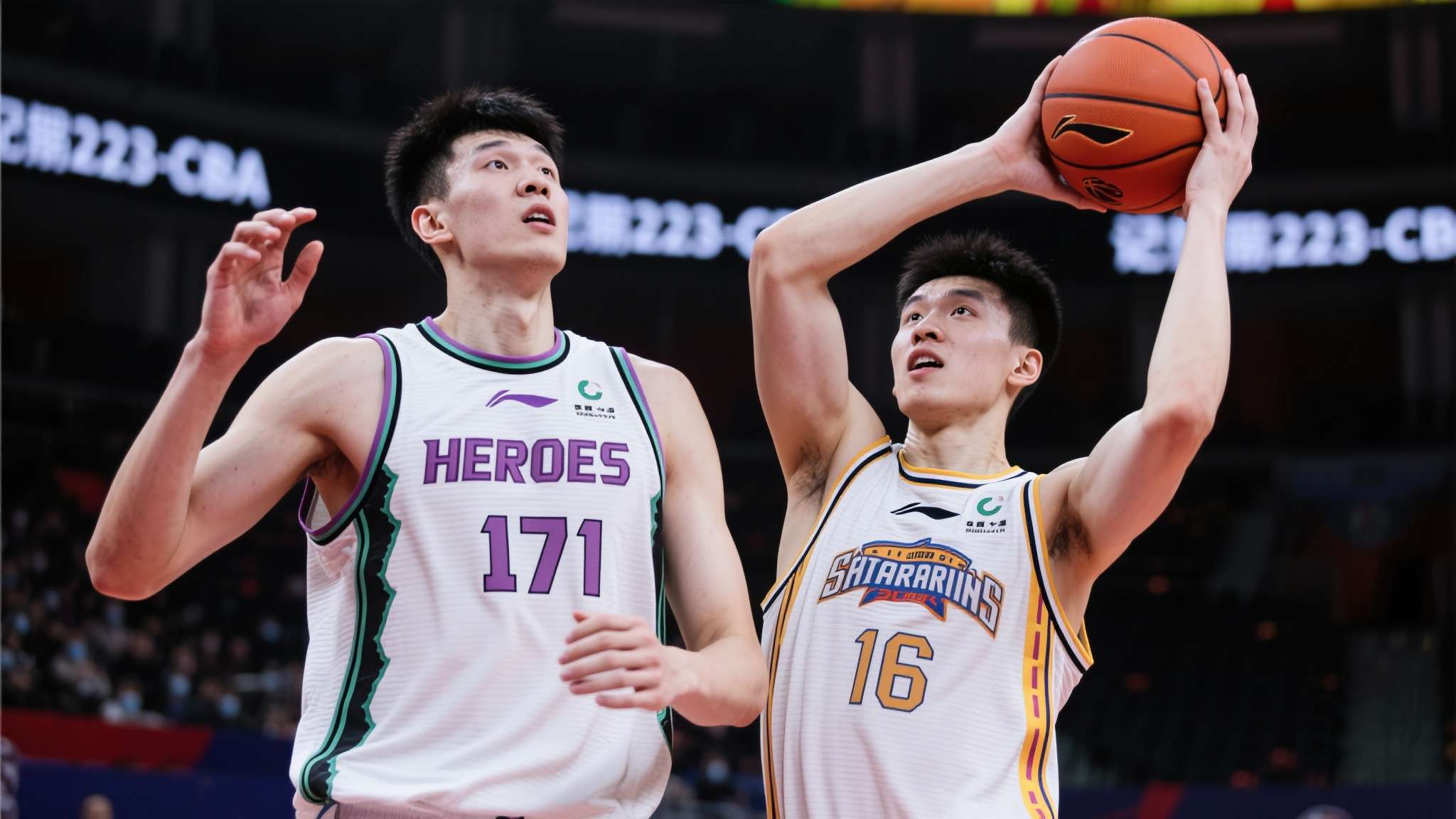回顾2022-2023&nbsp;CBA赛事，杨瀚森交出了场均16.6分的数据单。在高强度